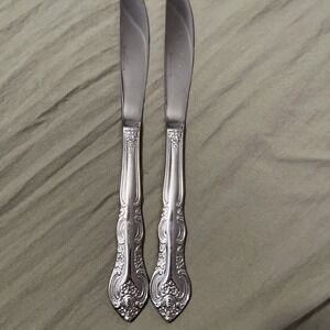 International Flatware Dinner Knifes Set Of 2